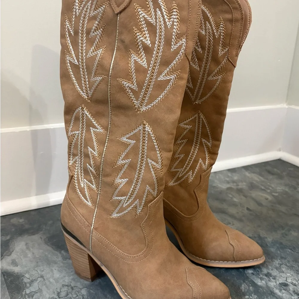 Tan Suede Western Knee-High Boots - Unbranded